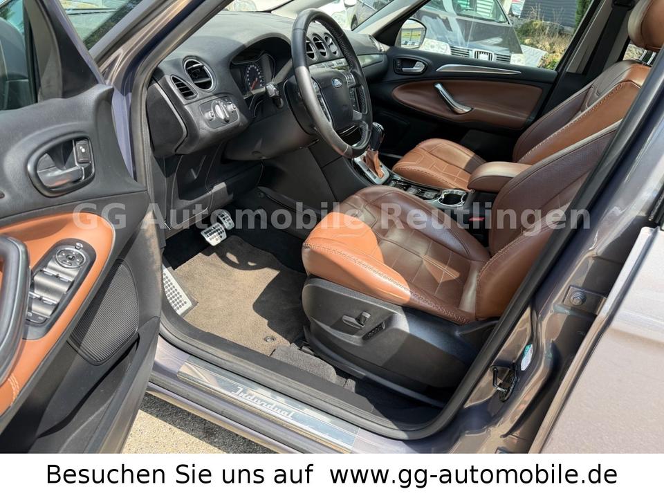 Ford S-Max 2011 — photo 12