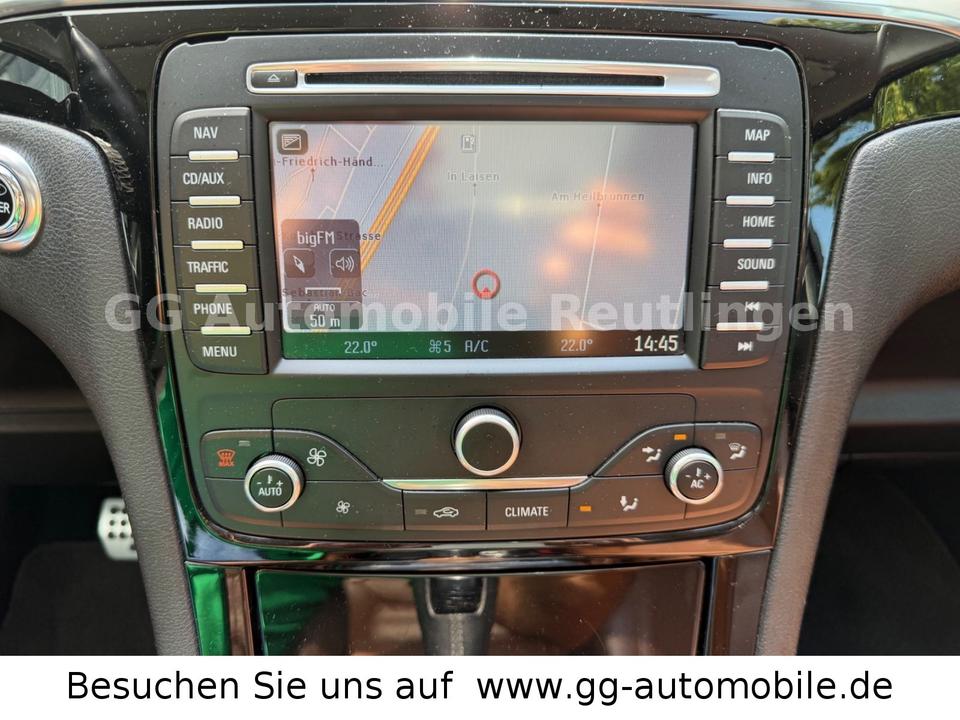 Ford S-Max 2011 — photo 24
