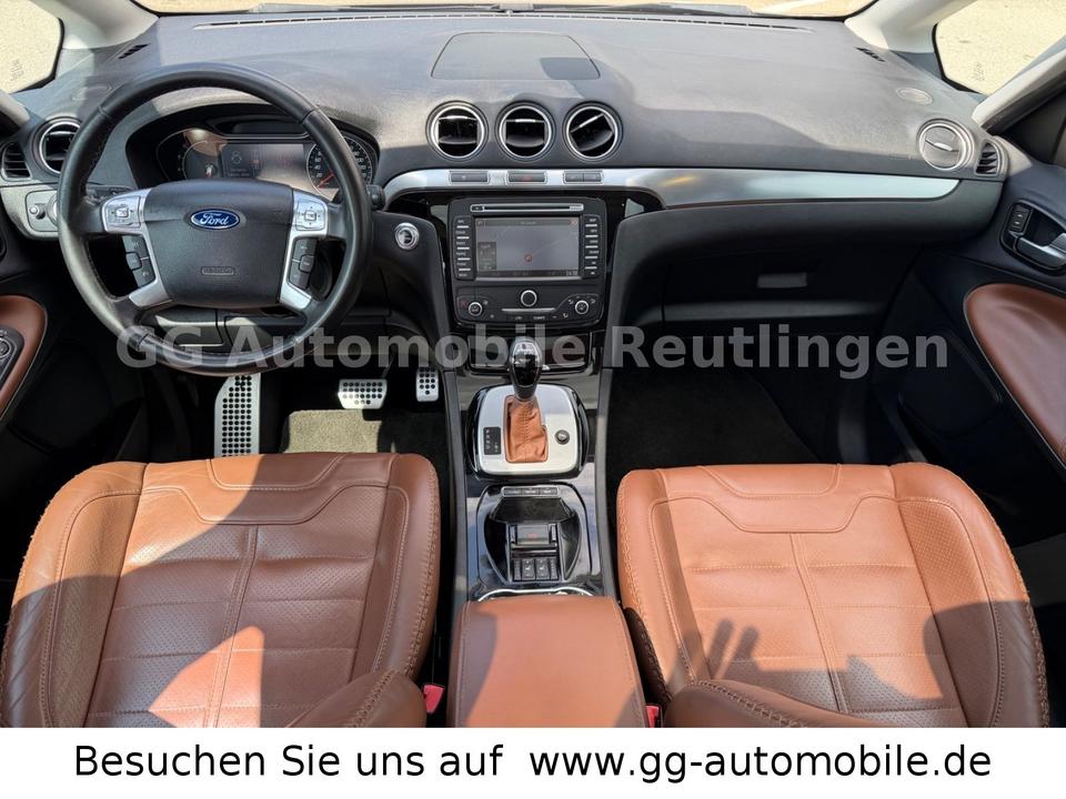 Ford S-Max 2011 — photo 29