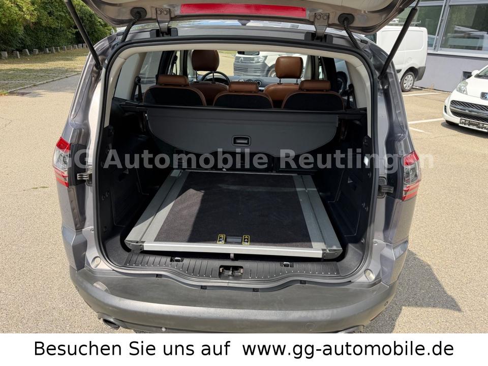 Ford S-Max 2011 — photo 7