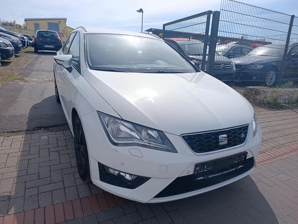 Seat Leon 2014 — photo 13