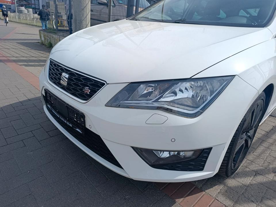 Seat Leon 2014 — photo 16