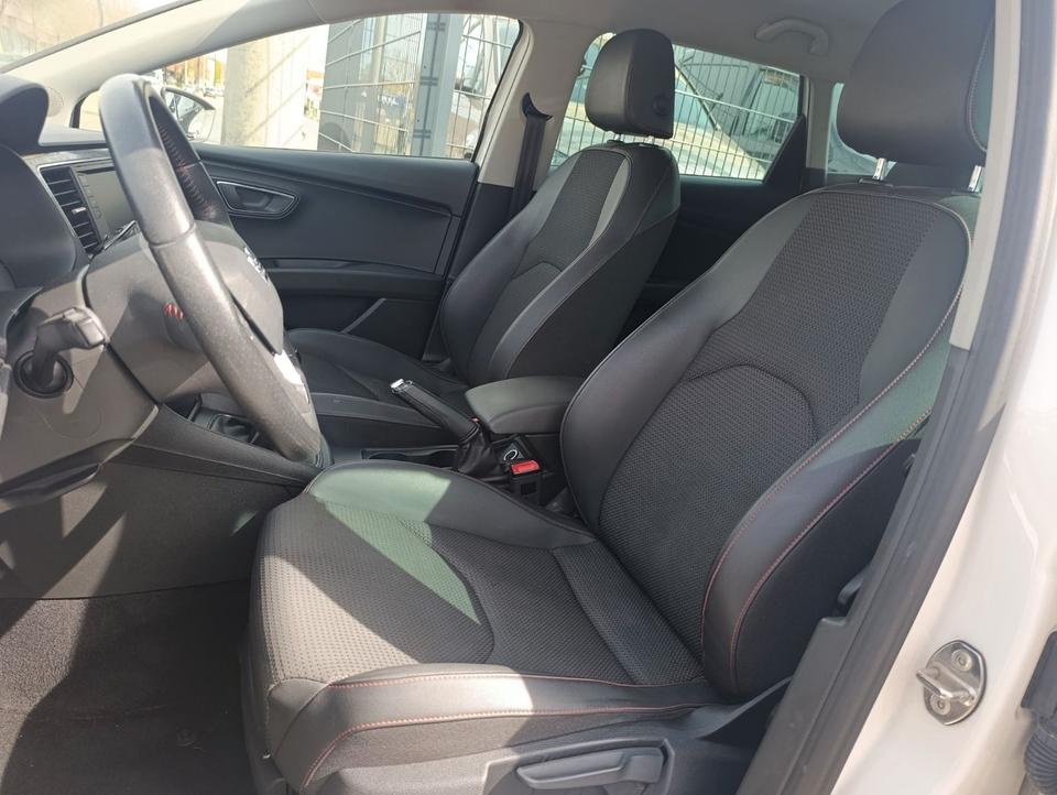 Seat Leon 2014 — photo 25