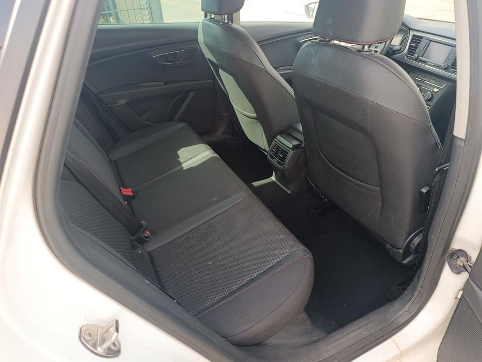 Seat Leon 2014 — photo 36