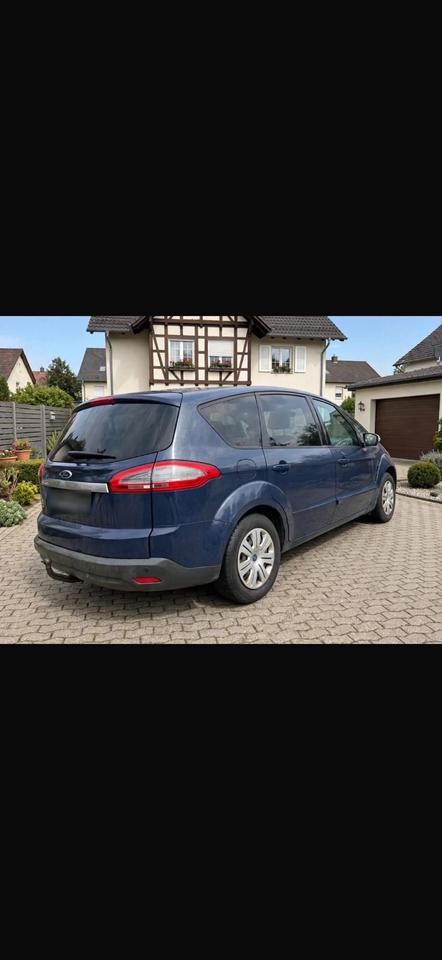 Ford S-Max 2012 — interior