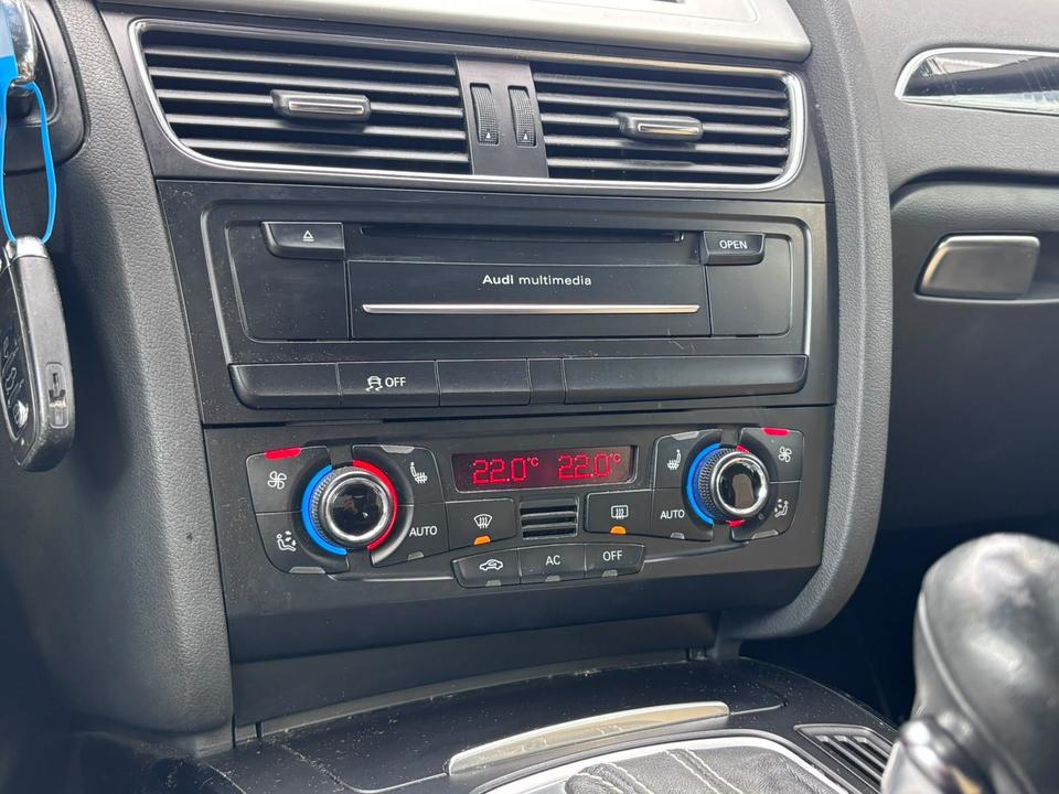 Audi A4 2011 — photo 20