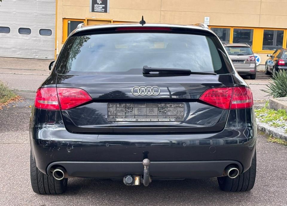 Audi A4 2011 — photo 26