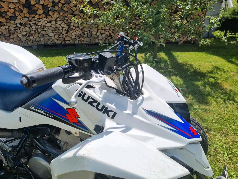 Suzuki Gelöscht • Suzuki LTZ 400 LOF Einspritzer (K9) – TÜV 2027 – Schnäppchen! 2009 — rear view