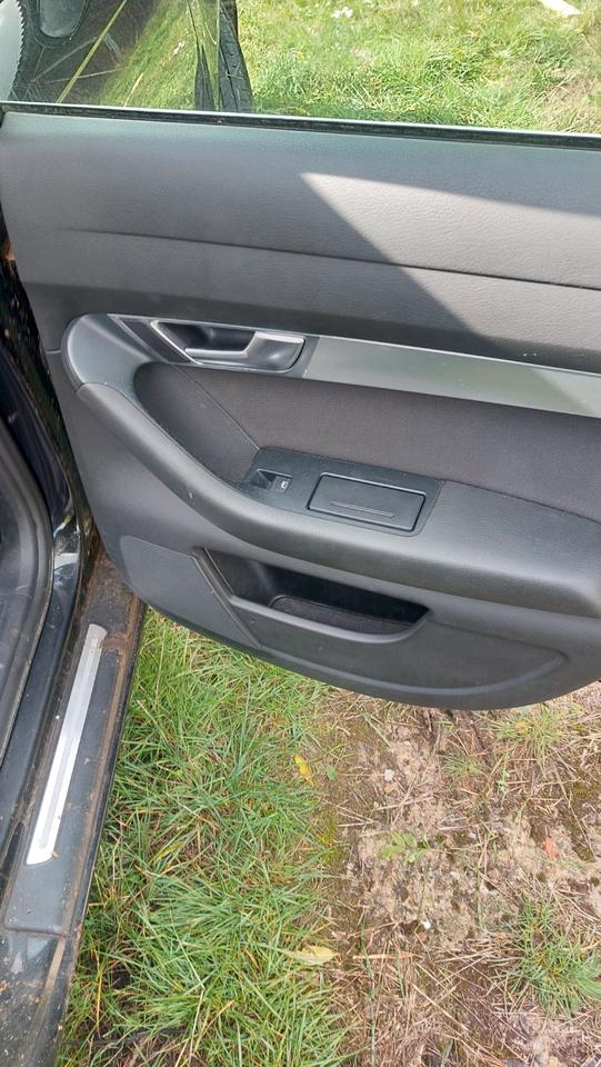 Audi A6 2011 — photo 15