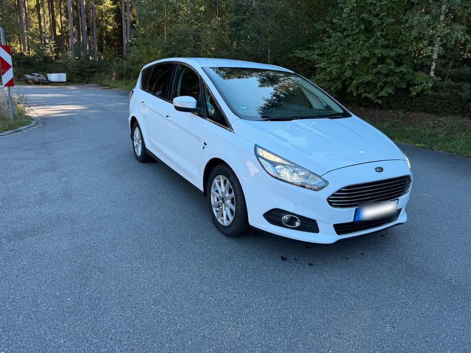 Ford S-Max 2015 — vehicle for AFU Ukraine