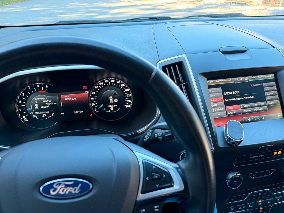 Ford S-Max 2015 — photo 11