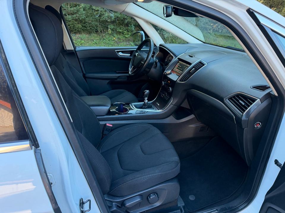 Ford S-Max 2015 — photo 12