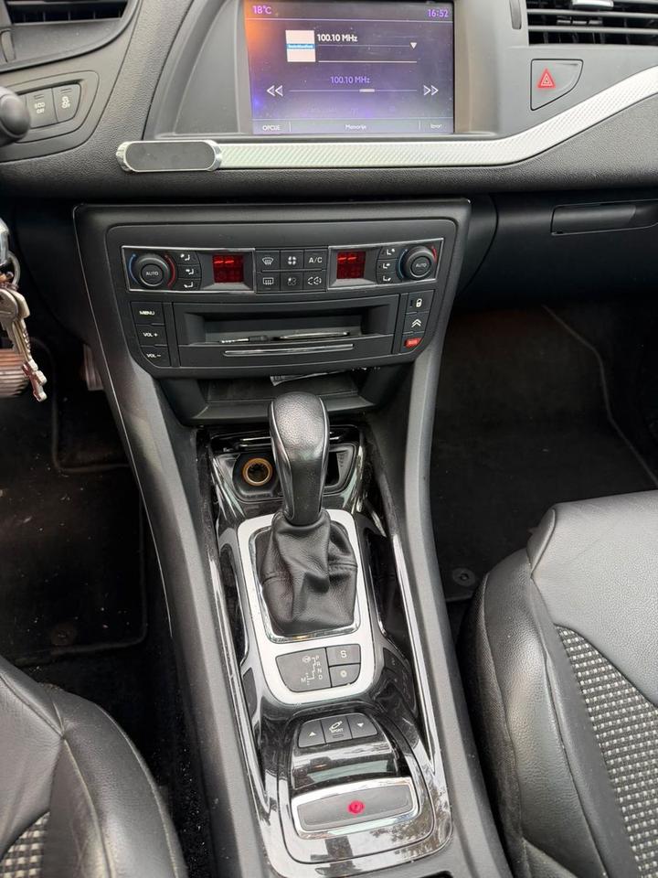 Citroen C5 2015 — photo 9