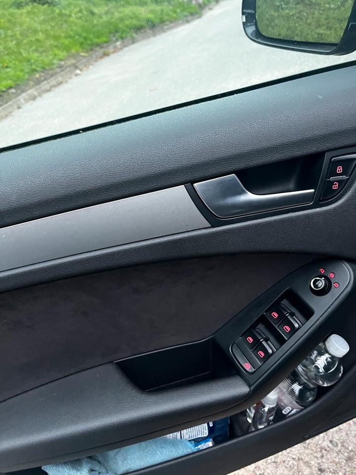 Audi A4 2010 — фото 11