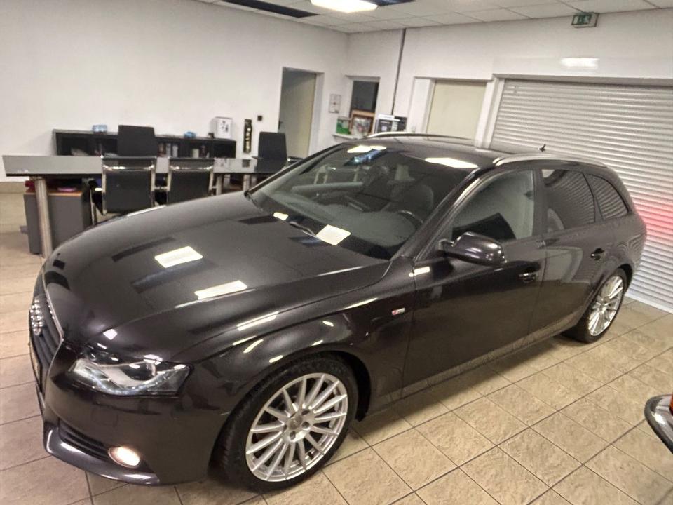 Audi A4 2011 — interior