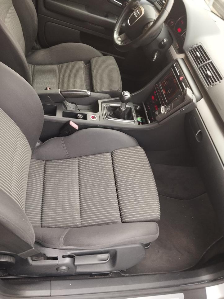 Audi A4 2007 — photo 10
