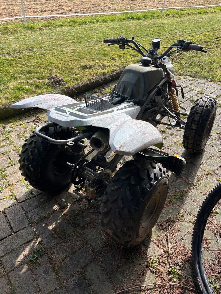 Weitere Motorräder Gelöscht • Quad SMC RAM 150 BASTLER! 2004 — салон