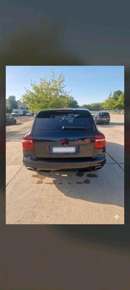 Porsche Cayenne 2007 — rear view