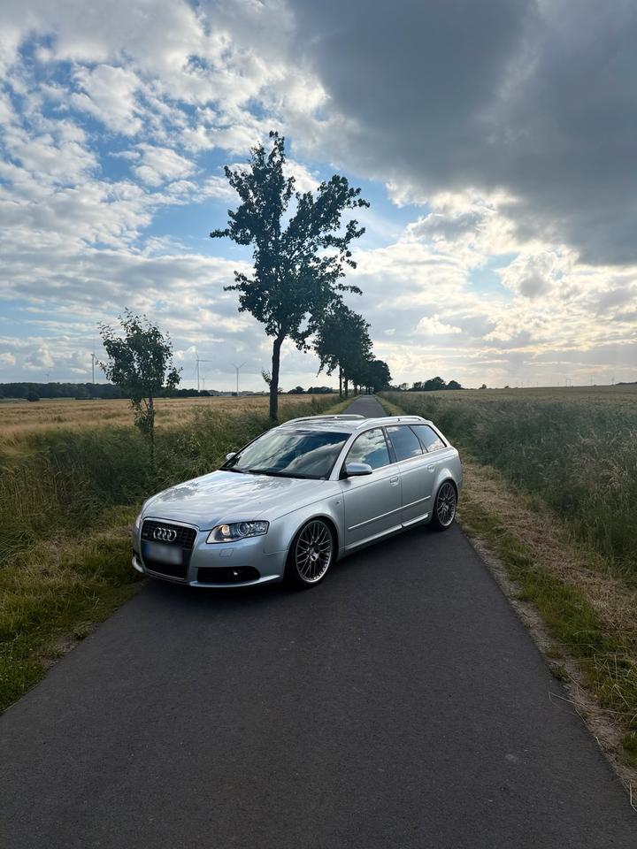 Audi A4 2007 — вигляд ззаду