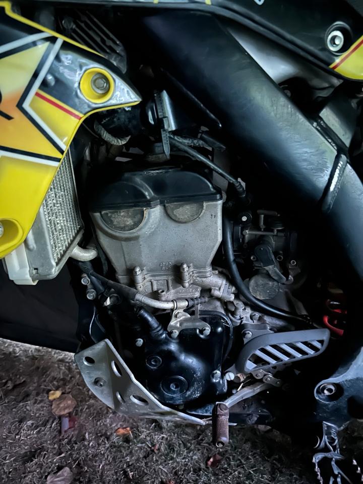 Suzuki Motocross Suzuki RMZ 250 BJ 12 2012 — rear view