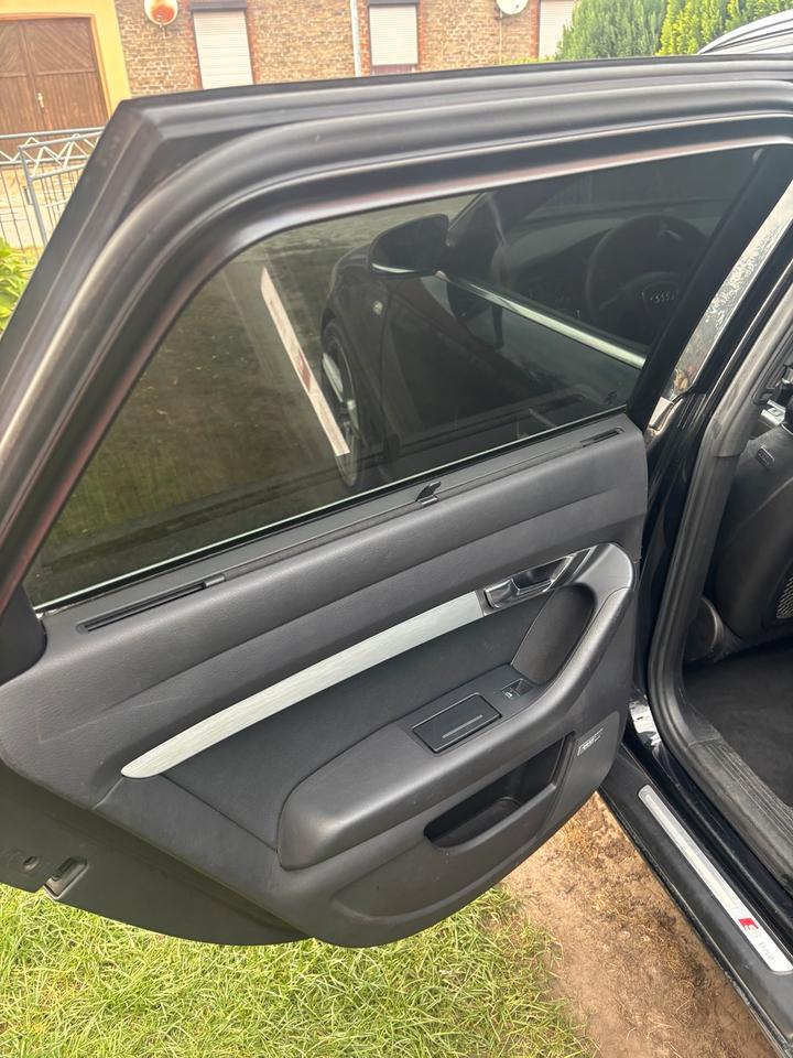Audi A6 2005 — photo 17