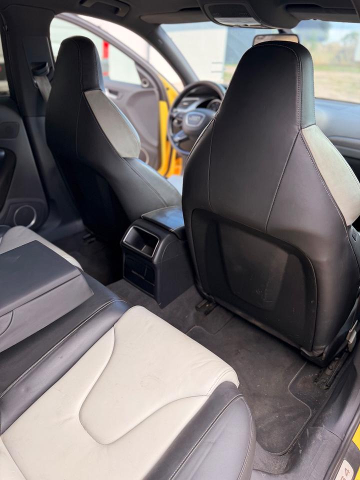 Audi A4 2009 — photo 14