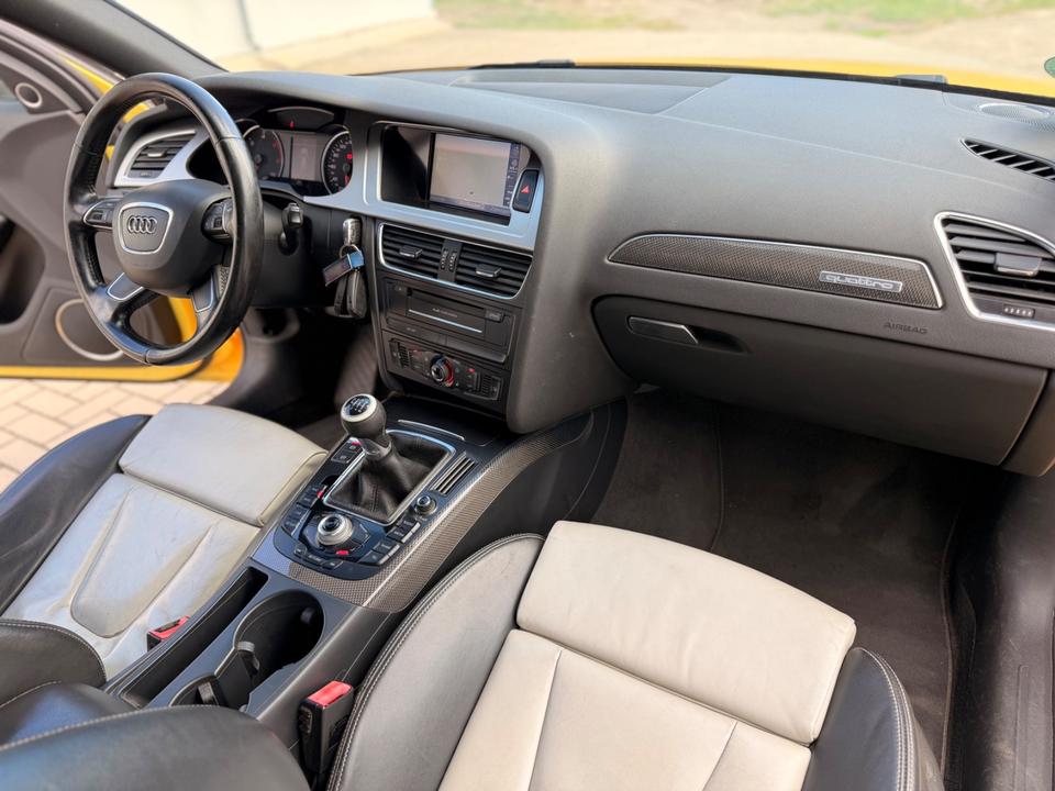 Audi A4 2009 — photo 16