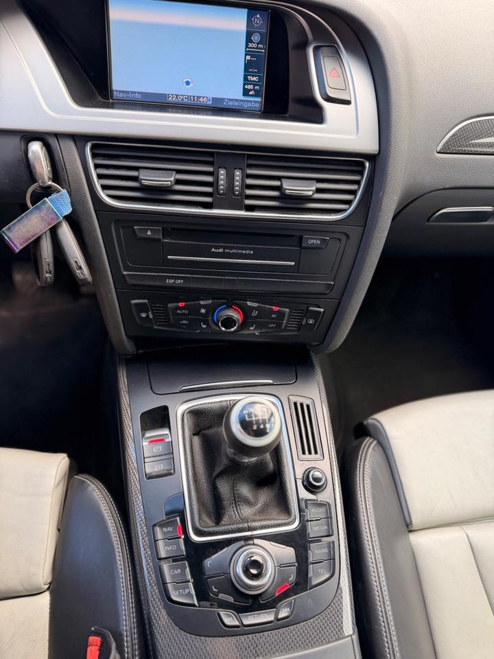 Audi A4 2009 — photo 9