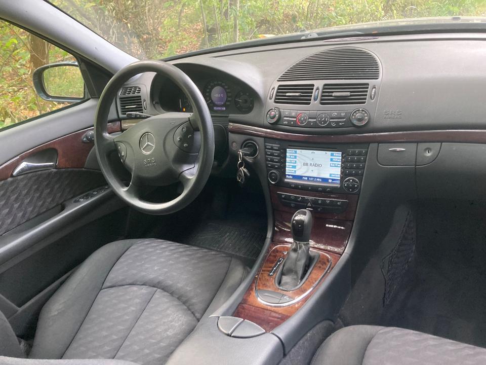 Mercedes Benz E 220 2004 — photo 6