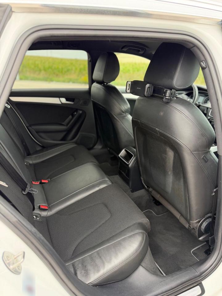 Audi A4 2013 — photo 12
