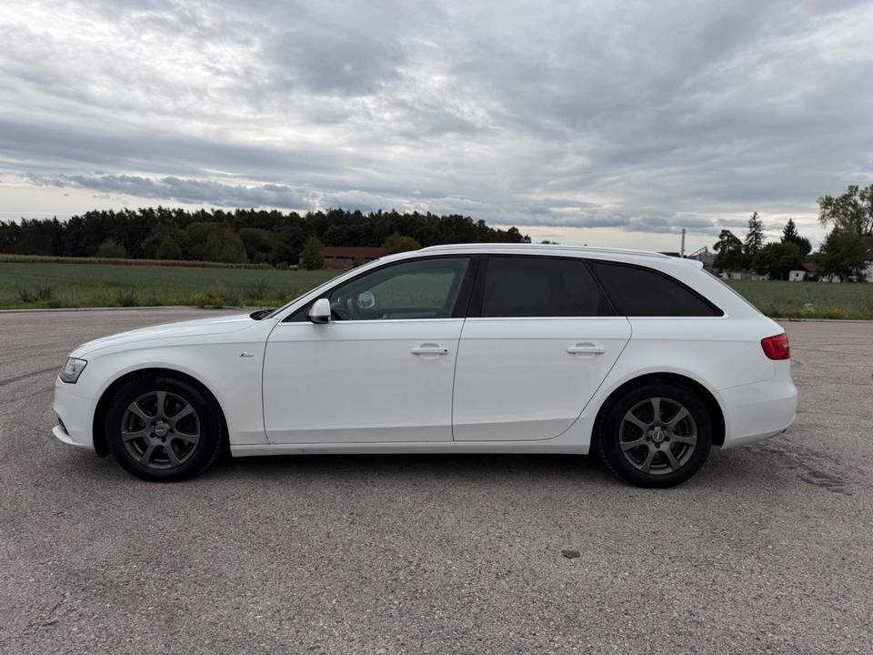Audi A4 2013 — engine