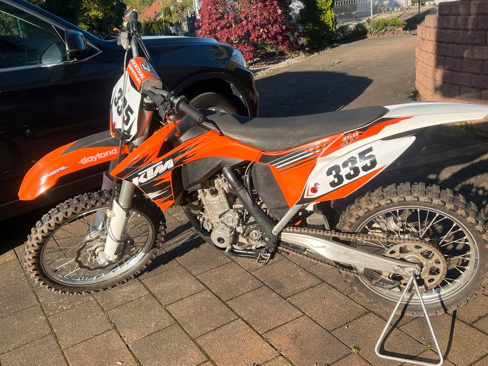 KTM 350 sxf Motocross 2013 — rear view