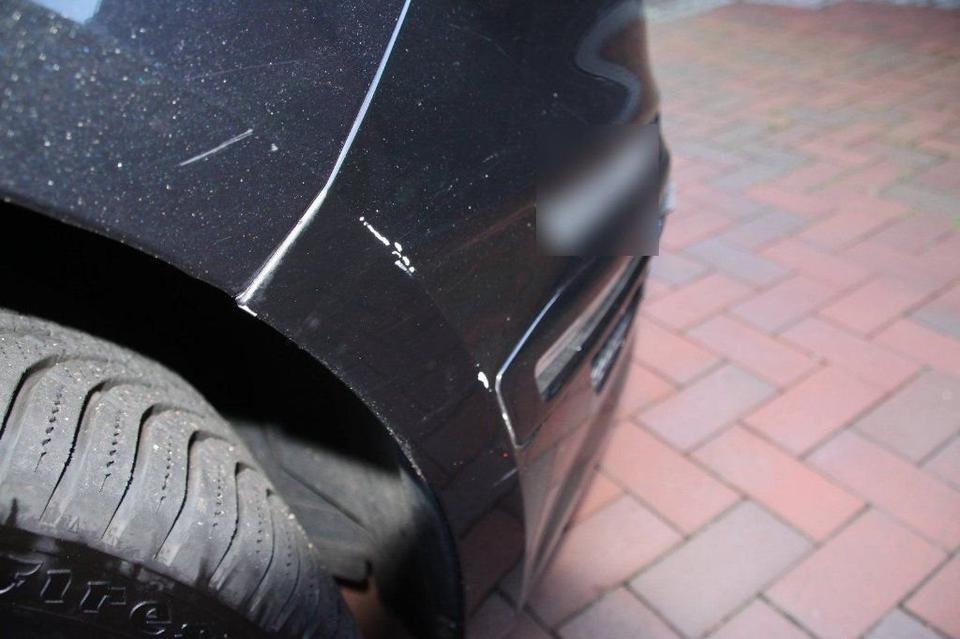 Ford S-Max 2011 — photo 14