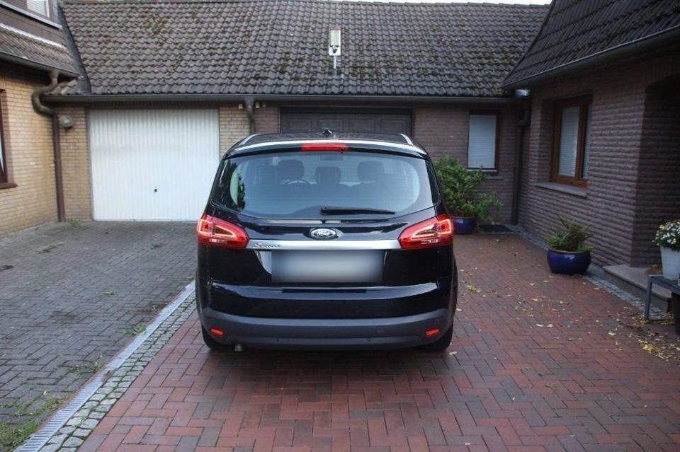 Ford S-Max 2011 — photo 15