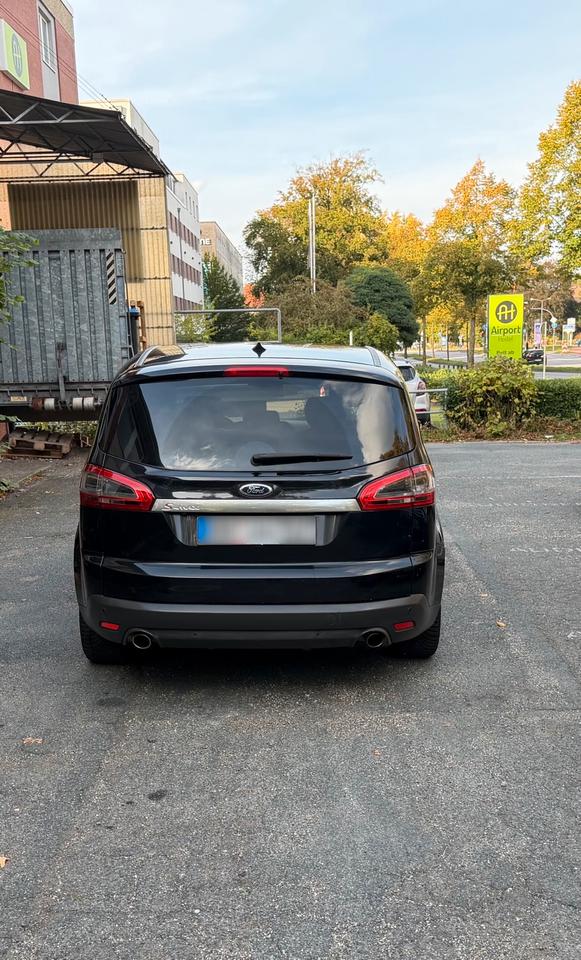 Ford S-Max 2014 — interior