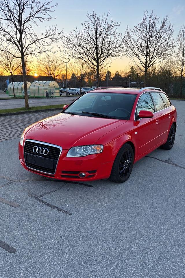 Audi A4 2005 — engine