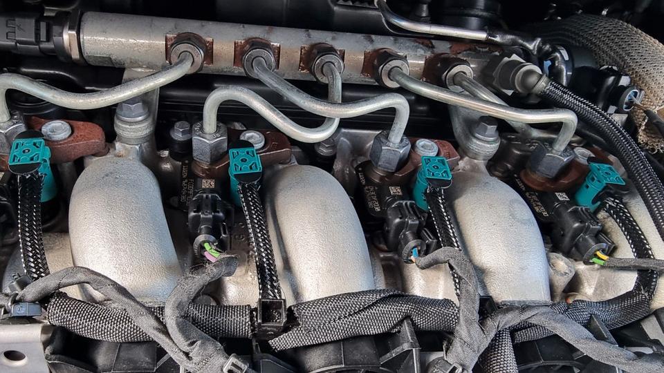 Ford S-Max 2011 — photo 10