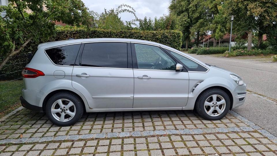 Ford S-Max 2011 — photo 5