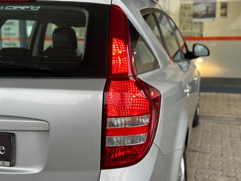 Kia Ceed 2009 — photo 36