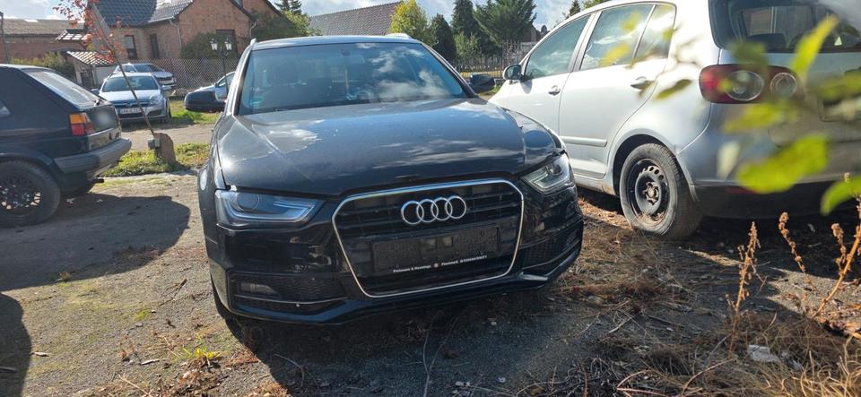 Audi A4, 2012