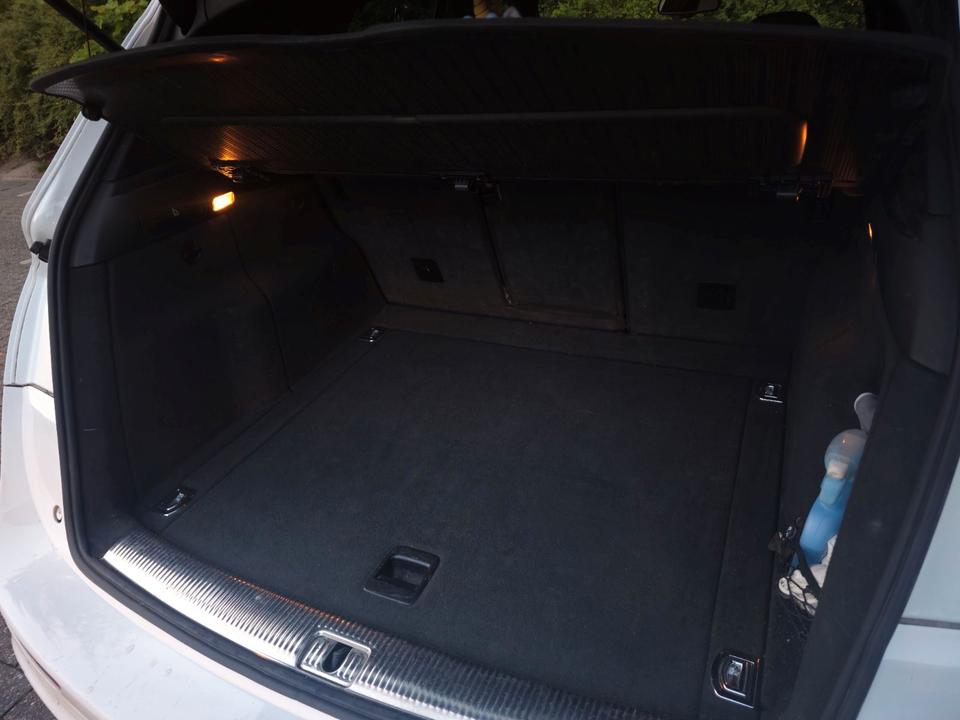 Audi Q5 2009 — photo 13