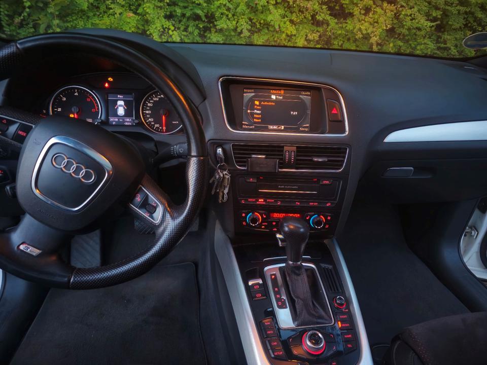 Audi Q5 2009 — photo 9