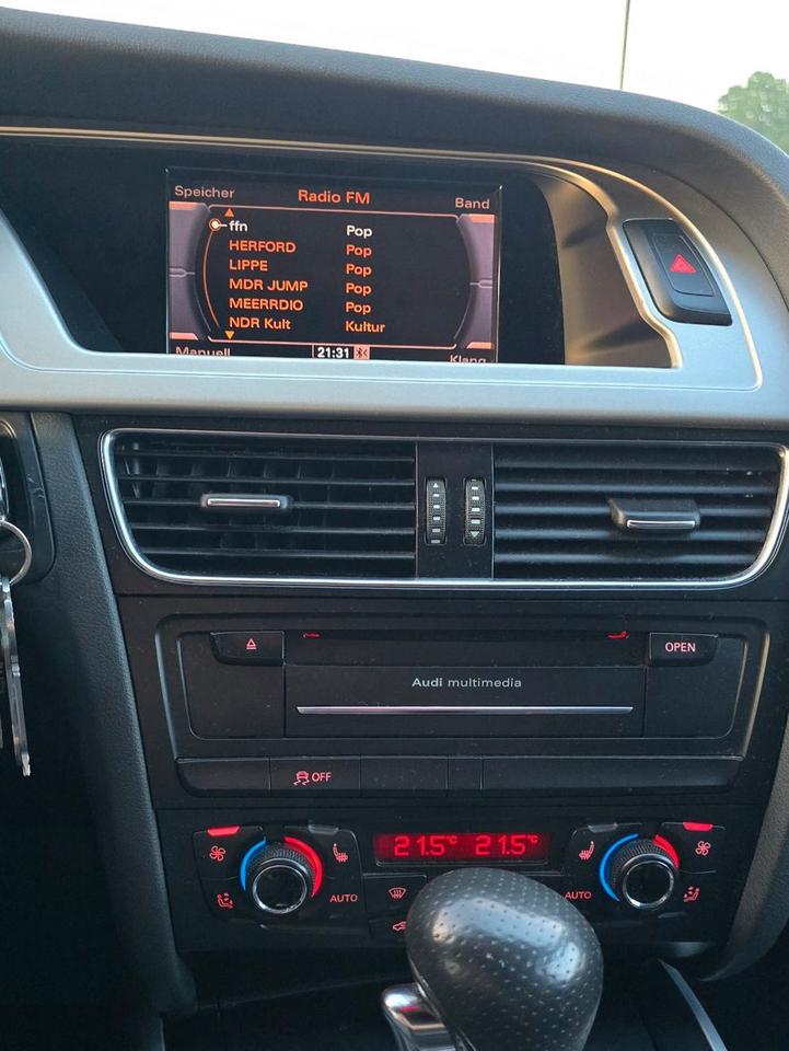 Audi A4 2011 — photo 14