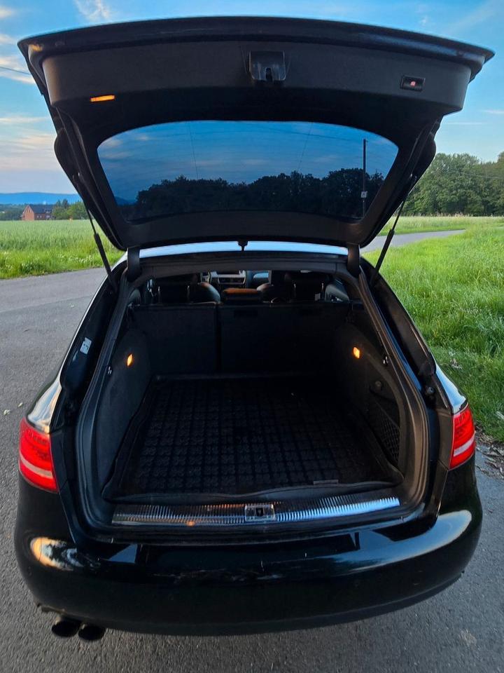 Audi A4 2011 — photo 5