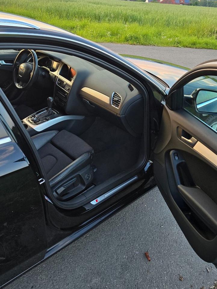 Audi A4 2011 — photo 9