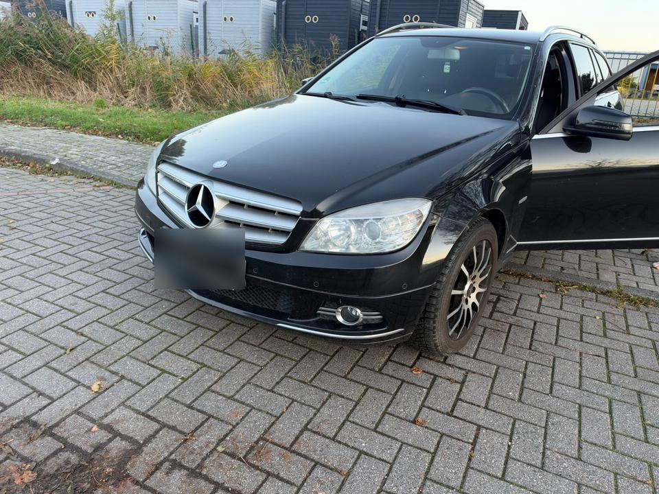 Mercedes Benz C 220, 2010