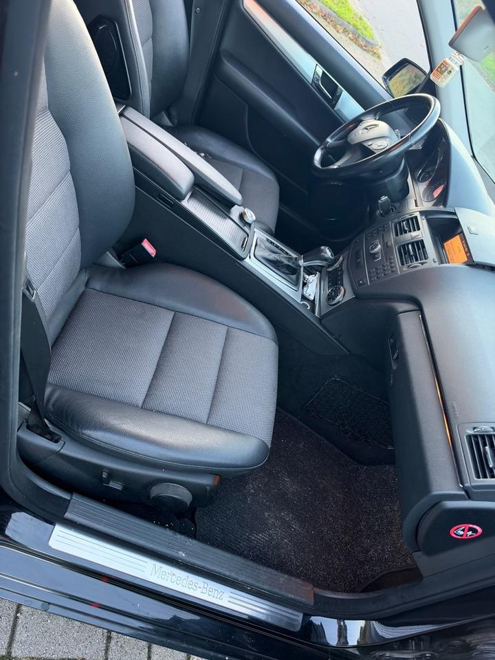 Mercedes Benz C 220 2010 — photo 6