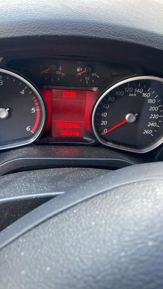 Ford S-Max 2012 — interior