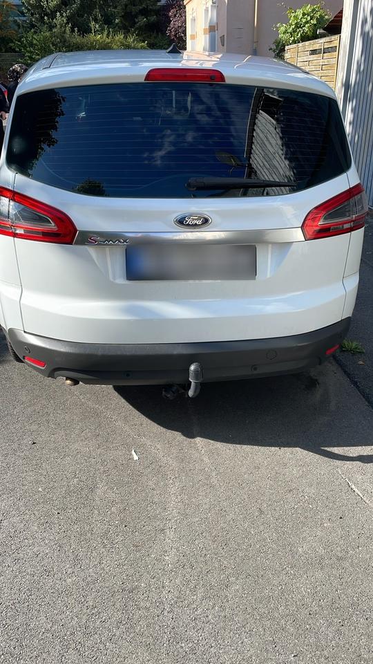 Ford S-Max 2012 — engine