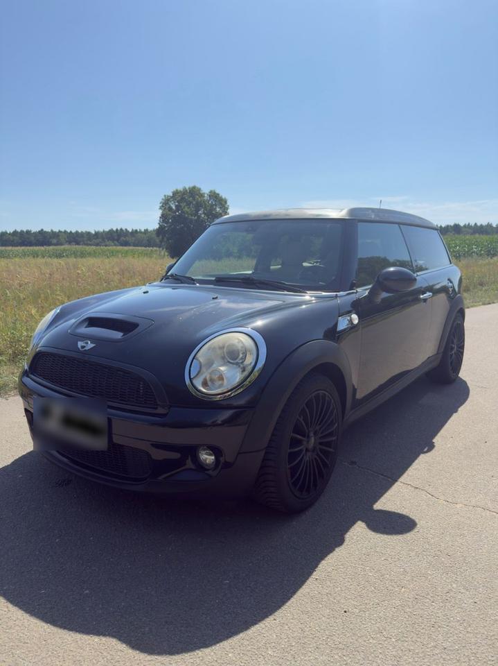 Mini Cooper S Clubman 2009 — interior